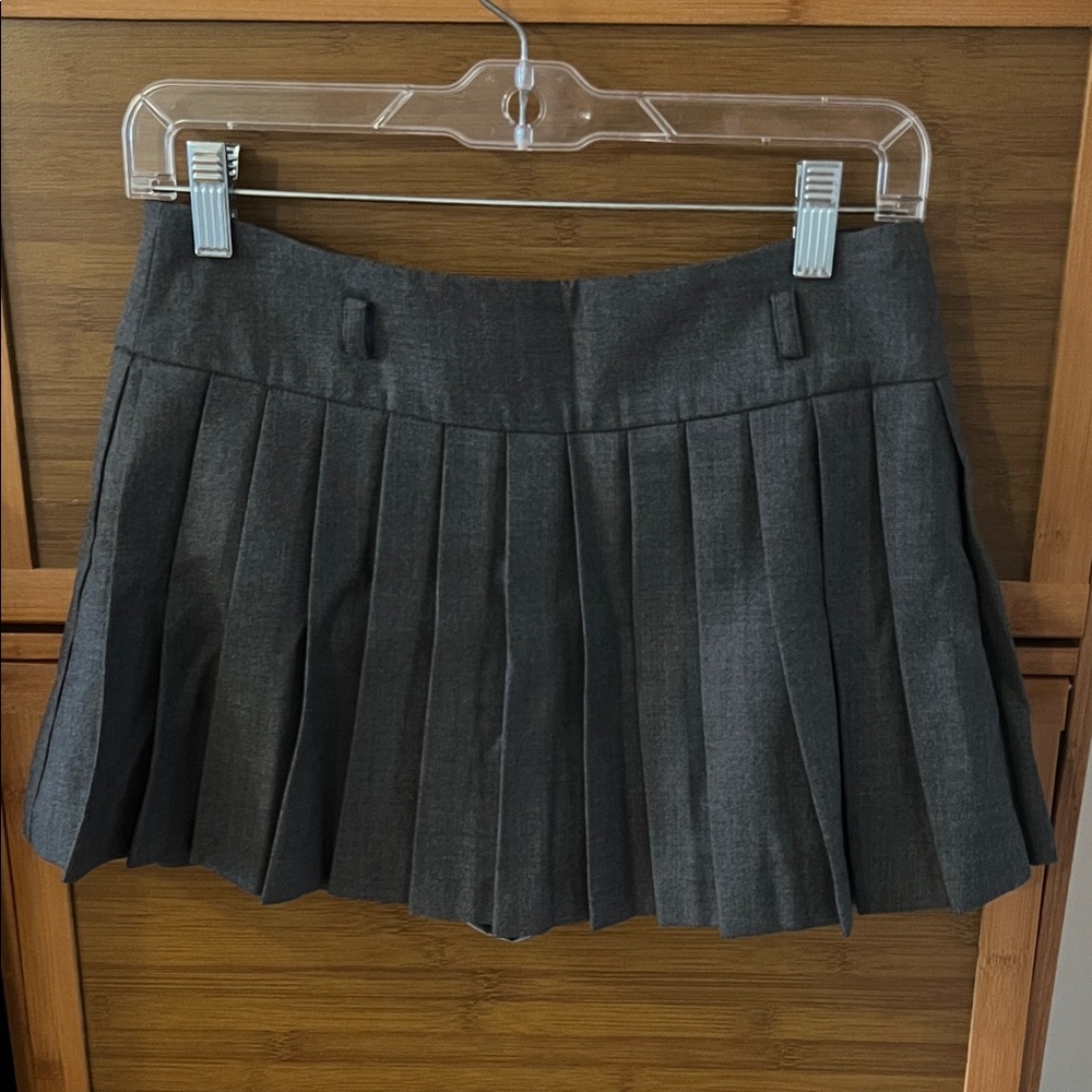 Astr Charcoal Pleated Mini Skirt